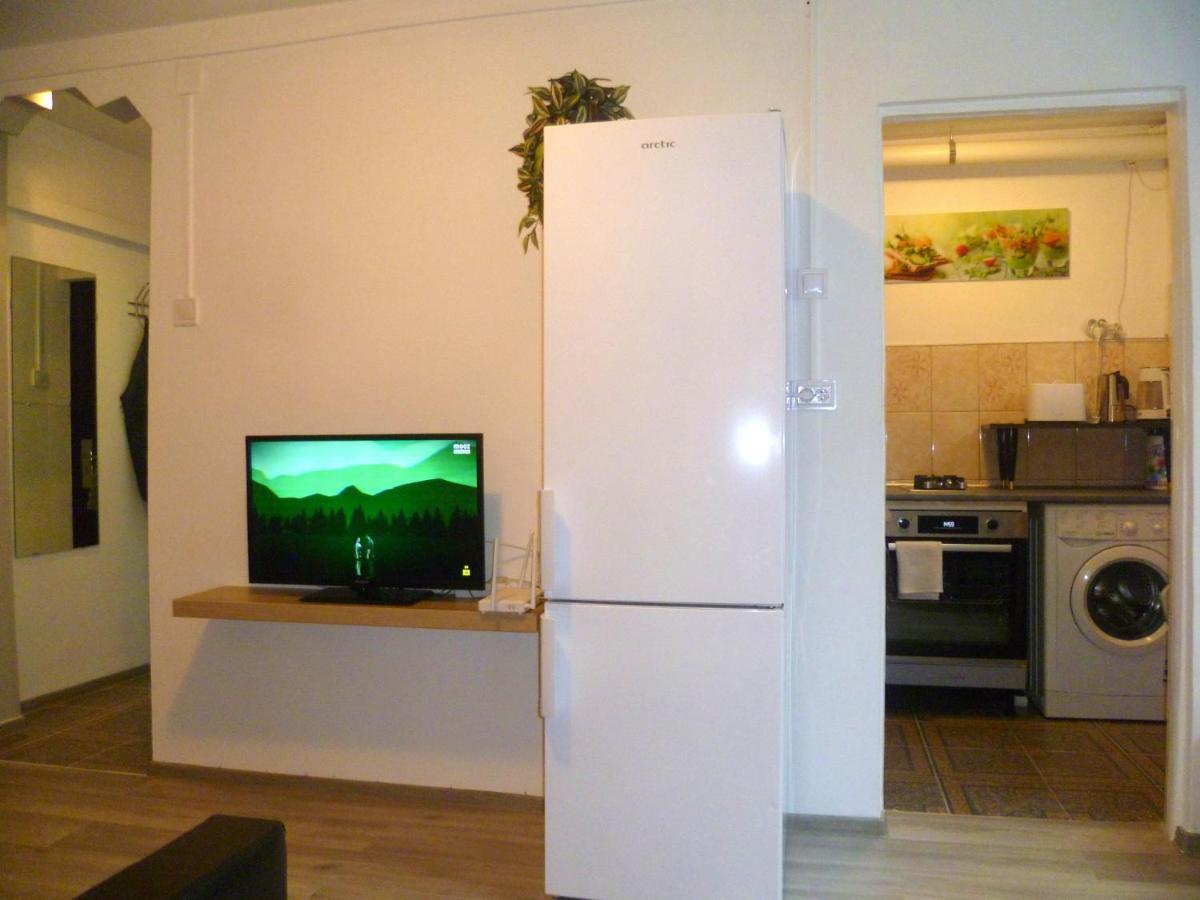 Romanilor - Studio First Floor Deva Luaran gambar